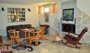 Village Apartment Staciun 04